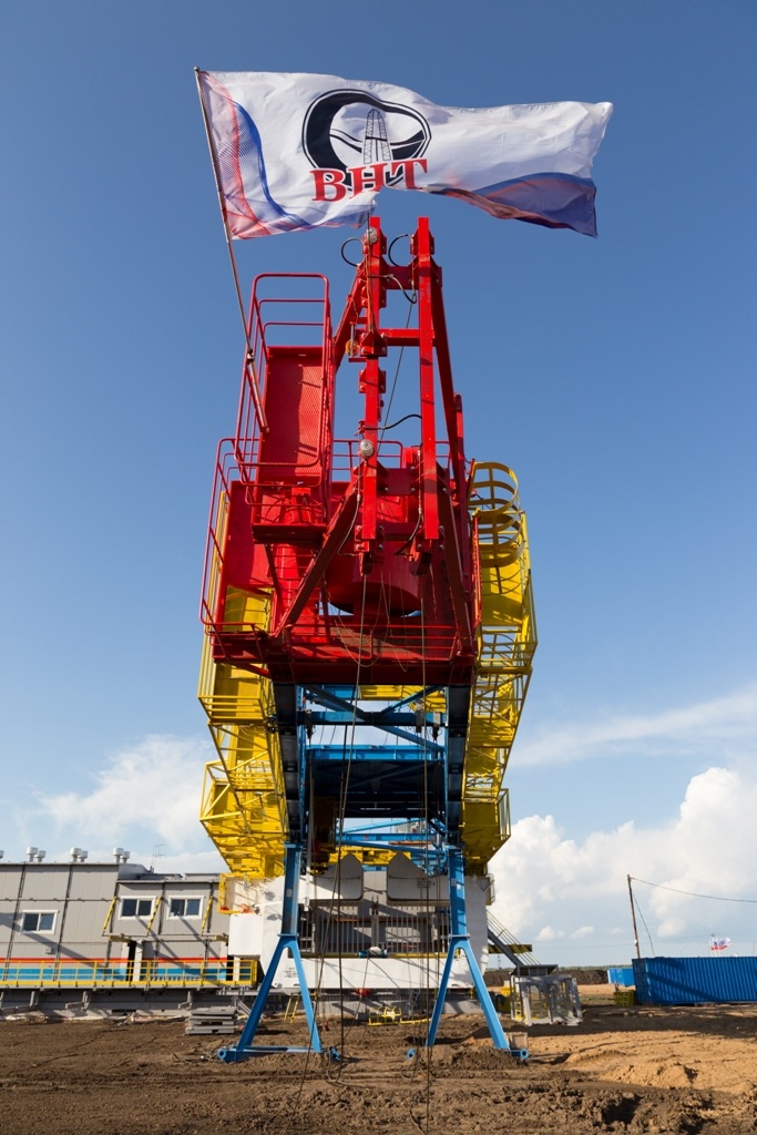 Буровая вышка уралмаш 5000. Буровая вышка эук 3000. Буровая уралмаш 5000/320 эк-бмч. Буровая уралмаш 5000/320 эк-бмч. Бу 5000 320 эк бмч.